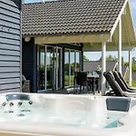 5 Star Holiday Home In Vejby