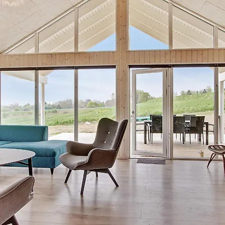 Luxury Pool Retreat - By Traum *