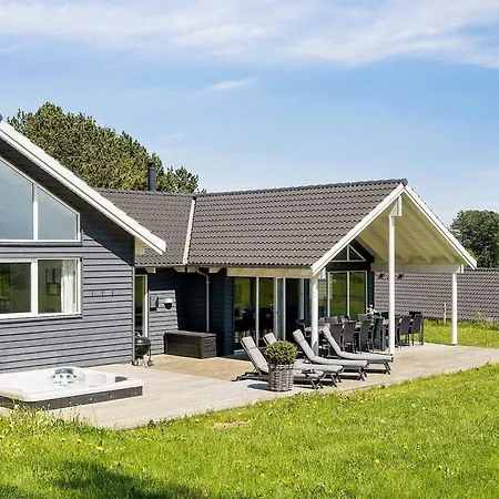 5 Star In Vejby