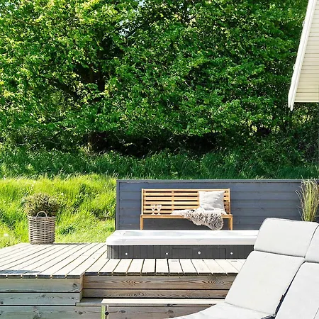 Luxury Pool Retreat - By Traum Ferienwohnungen Holiday home *