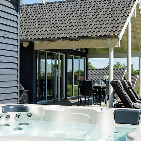 Luxury Pool Retreat - By Traum Ferienwohnungen Holiday home