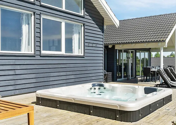 Luxury Pool Retreat - By Traum Сasa de vacaciones
