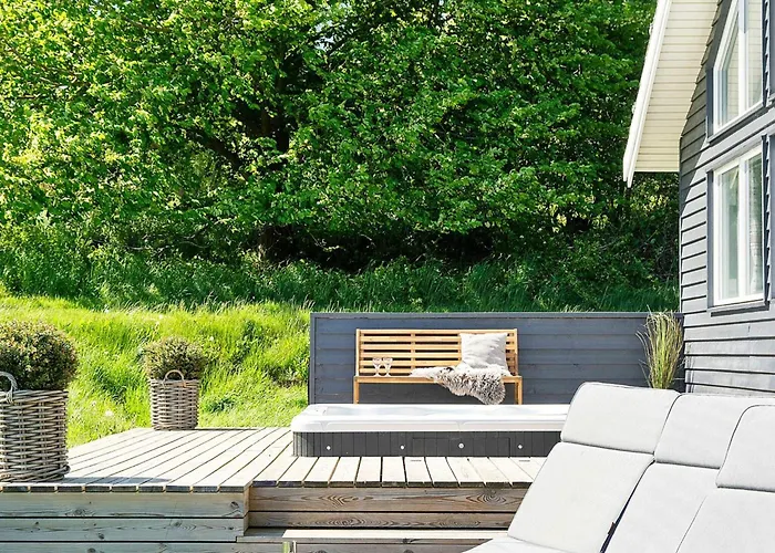 Luxury Pool Retreat - By Traum Сasa de vacaciones *